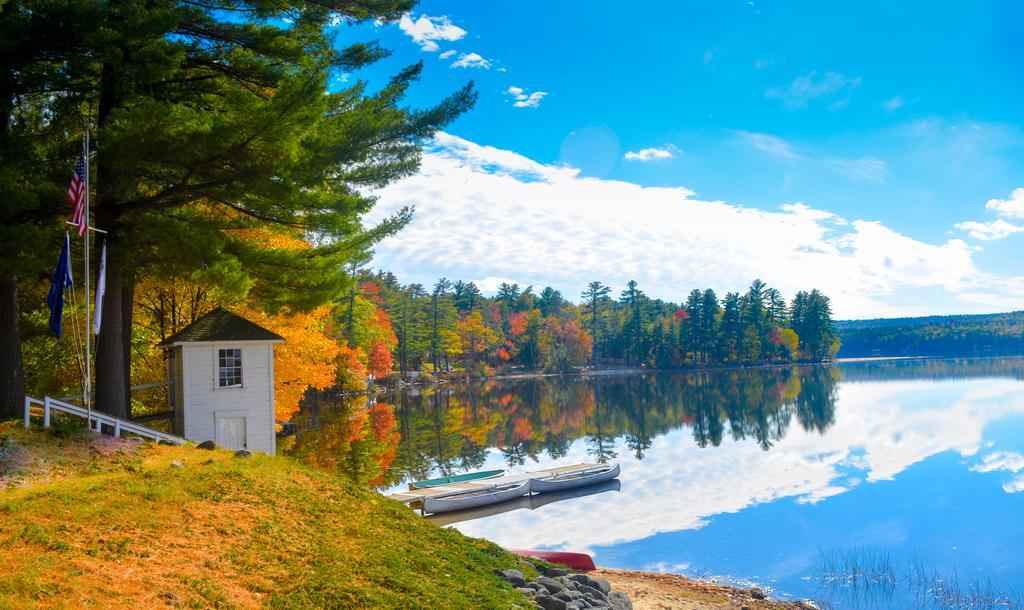 Wolf Cove Inn Poland エクステリア 写真