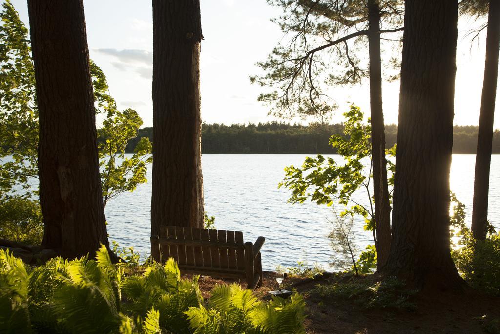 Wolf Cove Inn Poland エクステリア 写真
